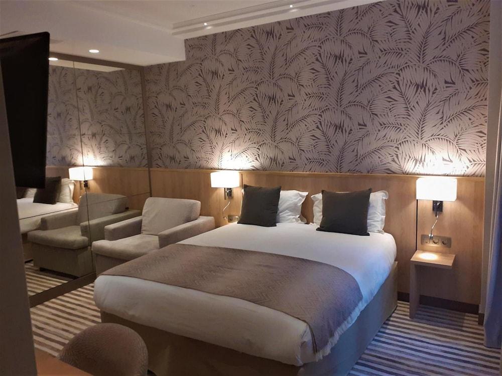 Hotel Lyon Bercy Parijs